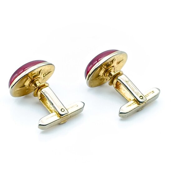 Classy Vintage Red Lucite Cufflinks, Oval Ruby Cabochon in Gold Tone, Elegant - Picture 3 of 3